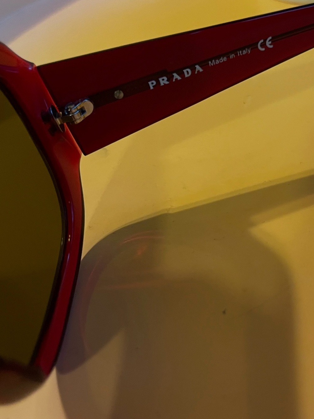 Vintage Prada SPR13F Burgundy Oversized Sunglasses Made in Italy - Picture 4 of 6